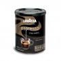 Mletá káva. Espresso italiano Classico 100% Arabika / pôvodný názov Caffé Espresso /  je mletá káva vyrobená z najkvalitnejších kávových zŕn odrody Arabika, ktorá má charakteristickú plnú a vyváženú chuť.