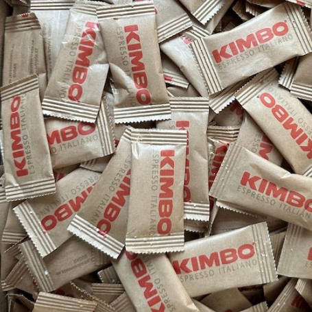 Kimbo trstinový cukor 1000 ks × 5 g – gastro balenie